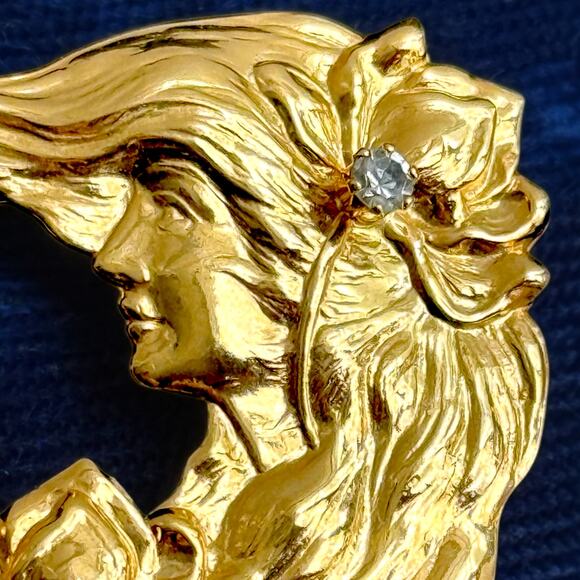 Kirk’s Folly Art Nouveau Lady of The Lake Face Gold Tone Rhinestone Brooch Pin - Picture 2 of 7